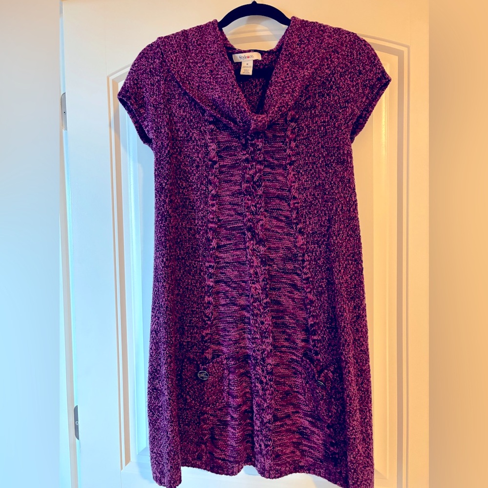 Beautiful light knit dress by Style and Company